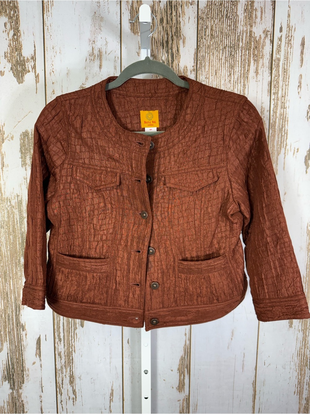 Ruby Rd., Rust Textured Button-Front Jean Style Jacket. Size 4P. Excellent cond!